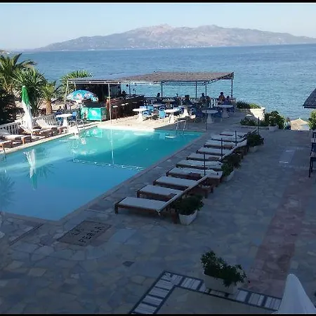 Perla Hotel 2*